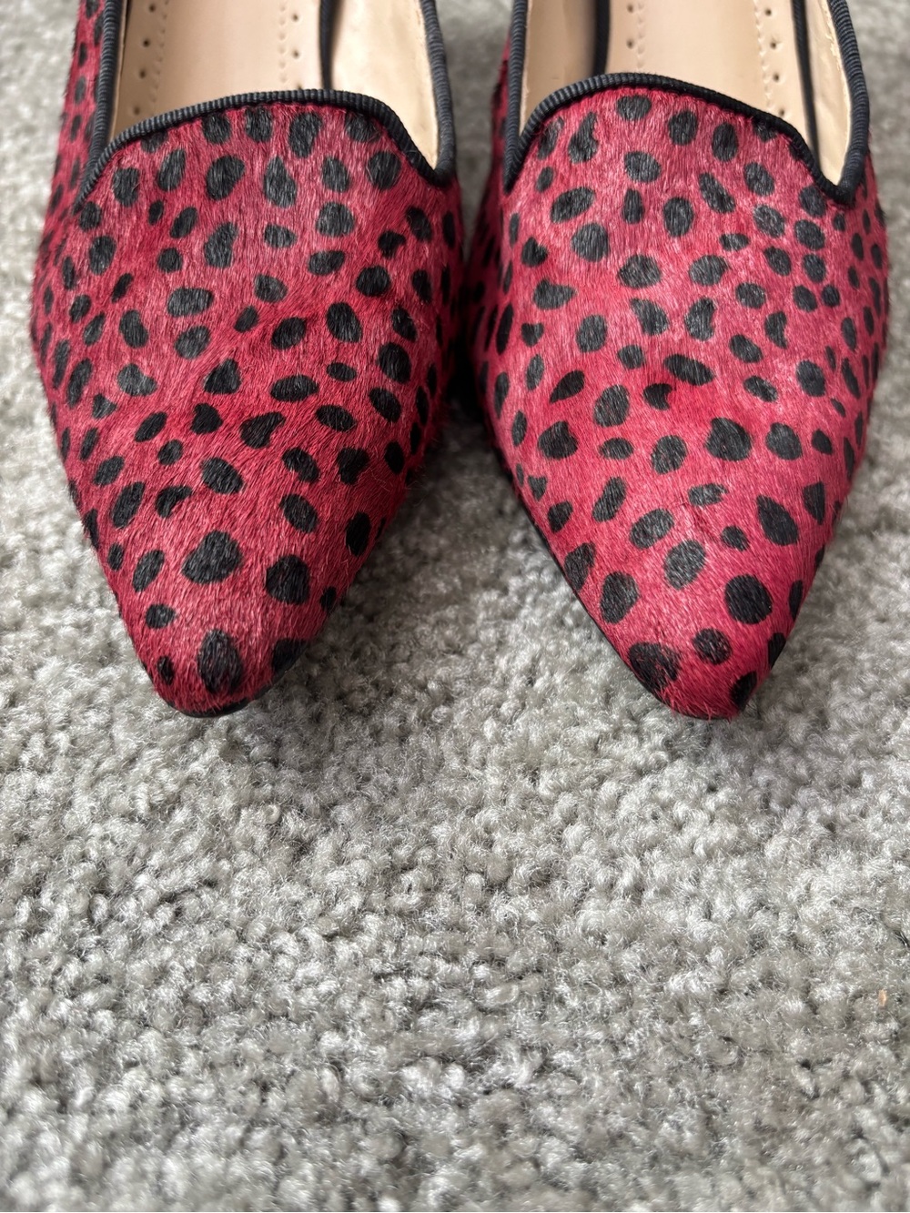 Adrienne Vittadini Calf Hair Pointed Toe Pumps 7.5 Magenta Leopard Heels - Picture 3 of 9